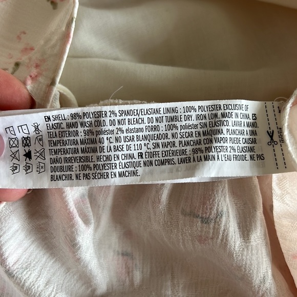 English Factory Floral Top - Picture 5 of 8